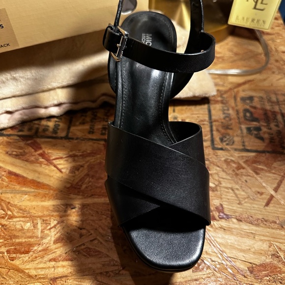 Michael Kors Black Divia Wedge Leather shoe, in a size 8.5. - Picture 5 of 9